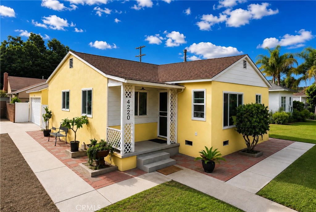 4220 Douglass