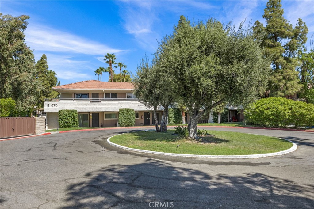 575 Villa Court