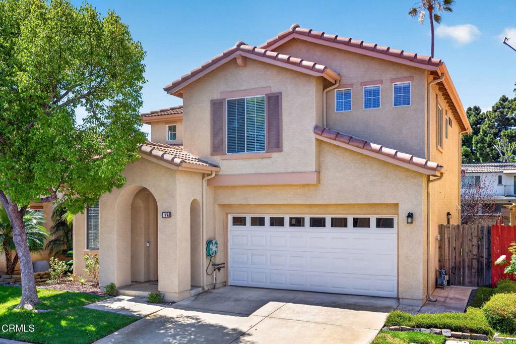 621 Avenida Magdalena