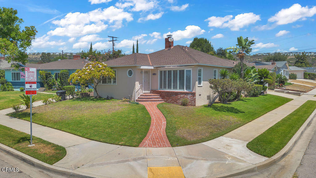 330 Oakmont Drive