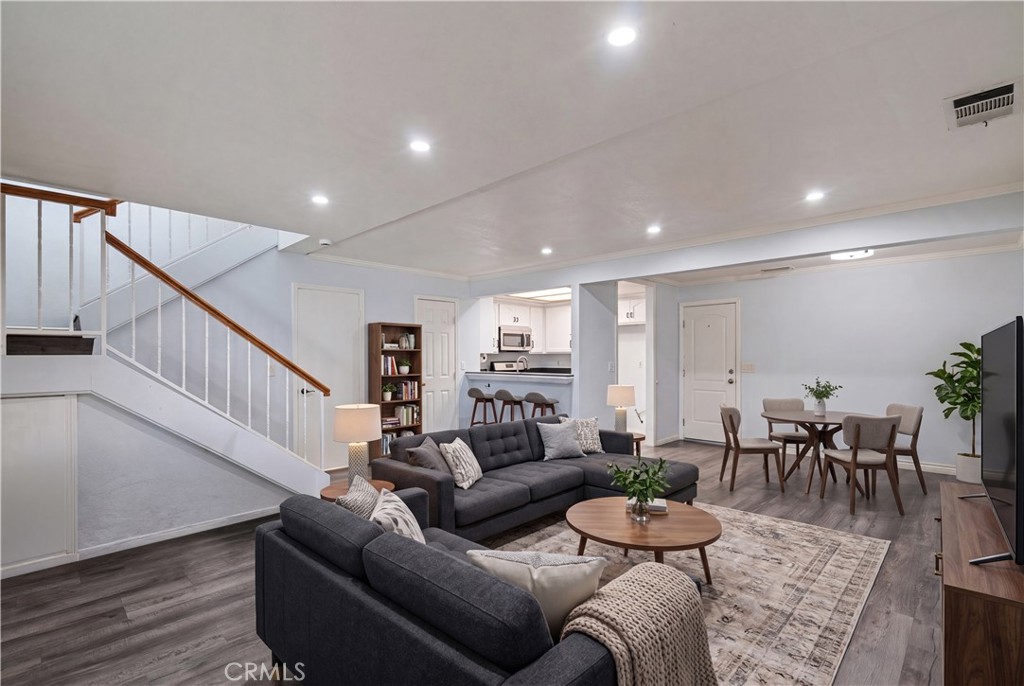 12235 Pine
