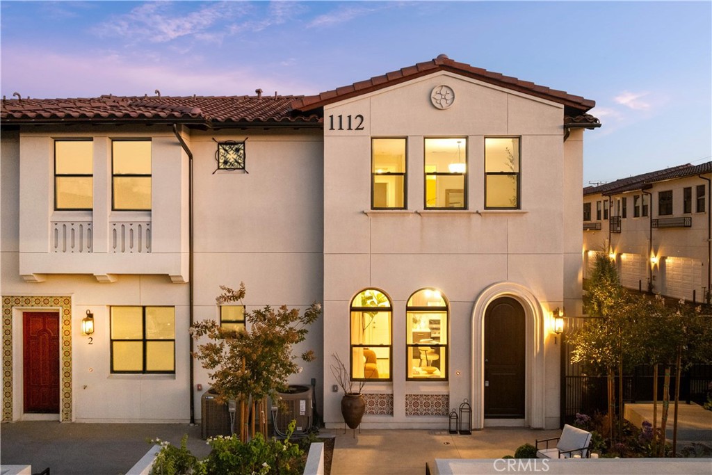 200 New Avenue