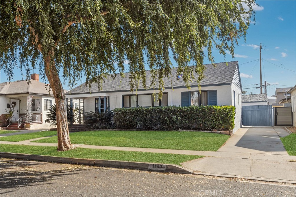 1140 El Molino Street