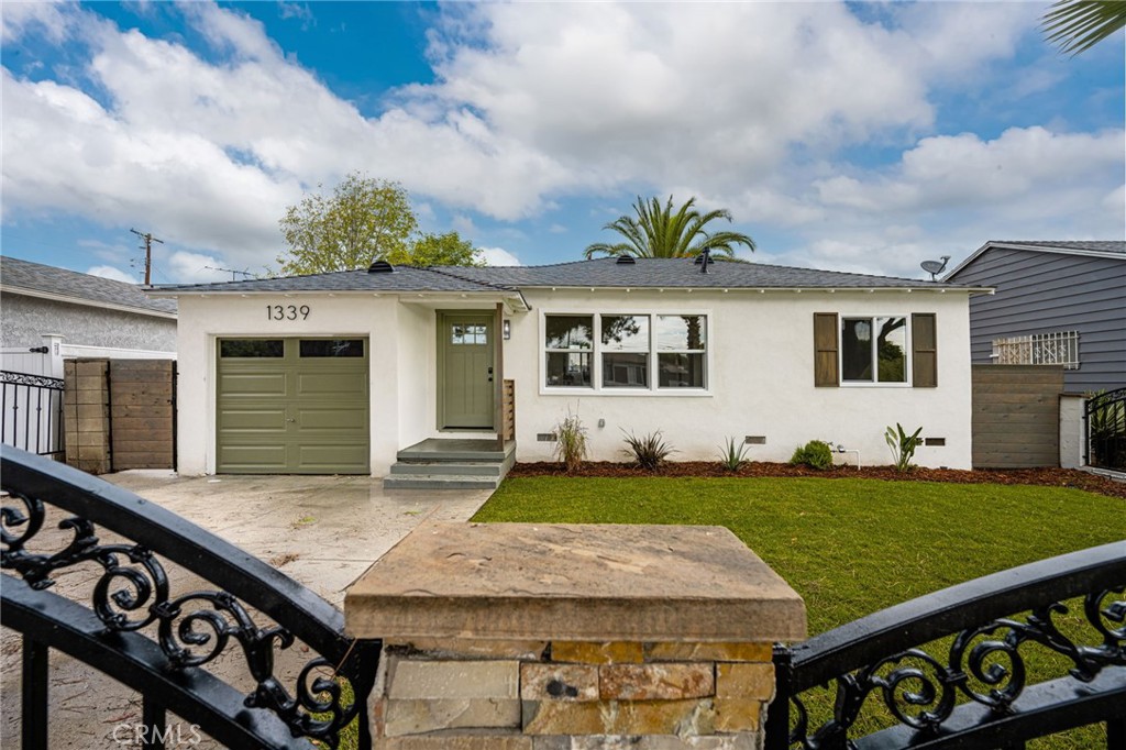 1339 Magnolia