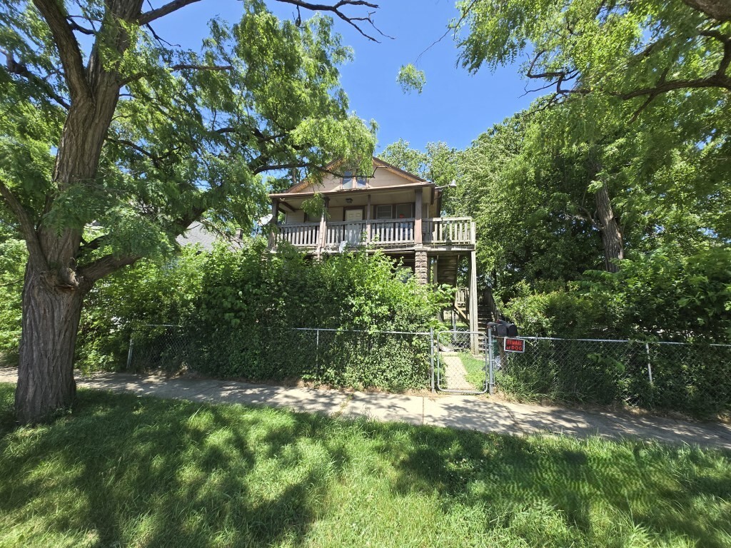630 Belle Court