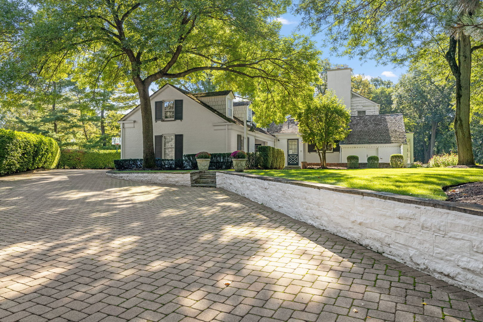 410 Rollingwood Lane