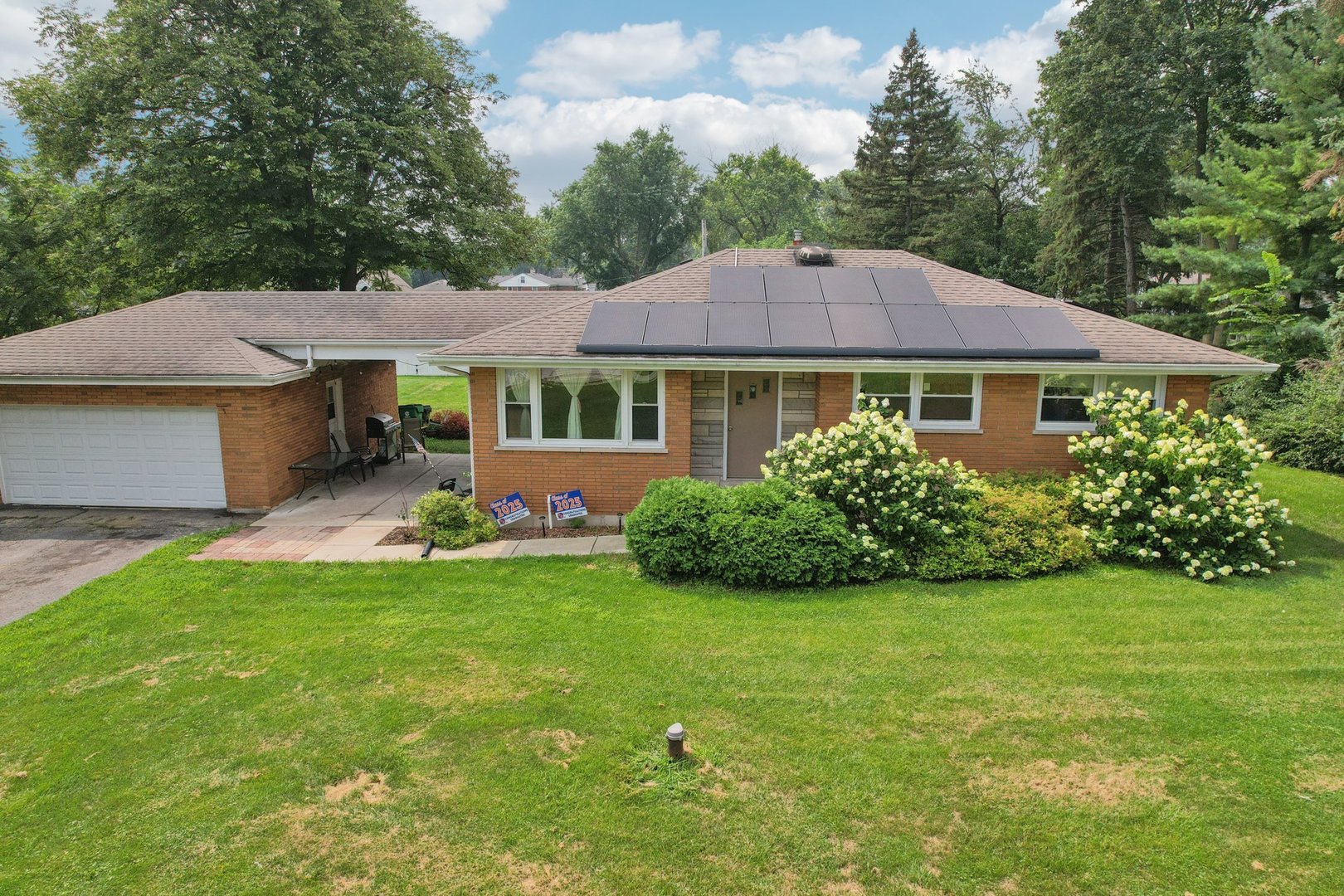23W285 Armitage Avenue