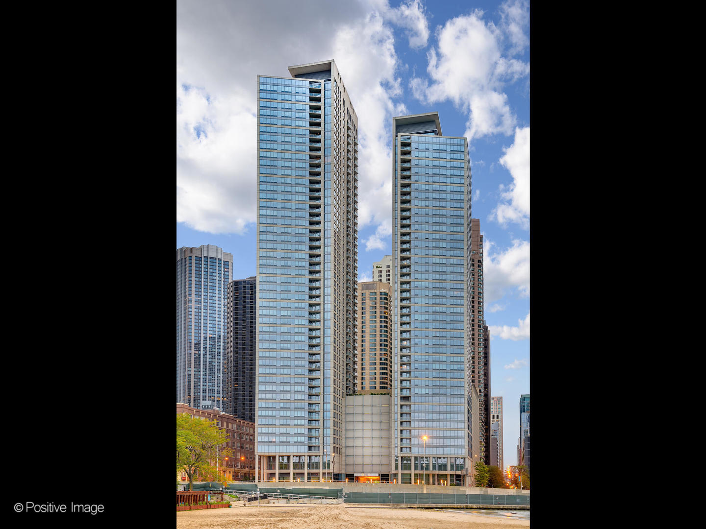 600 Lake Shore Drive