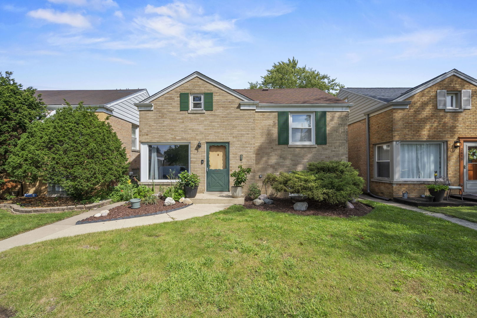 2419 Elm Street