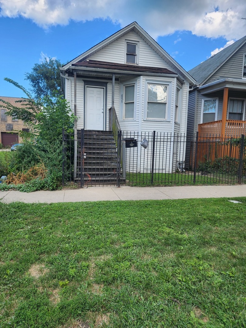 8825 Exchange Avenue