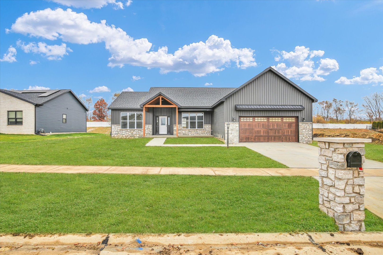 2902 Haydon Drive