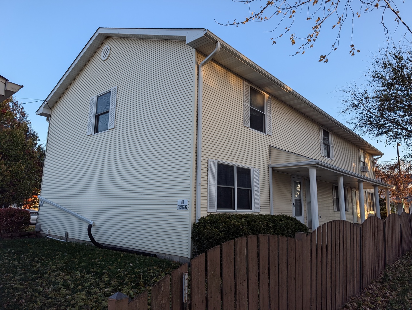 142 E Lincoln Highway