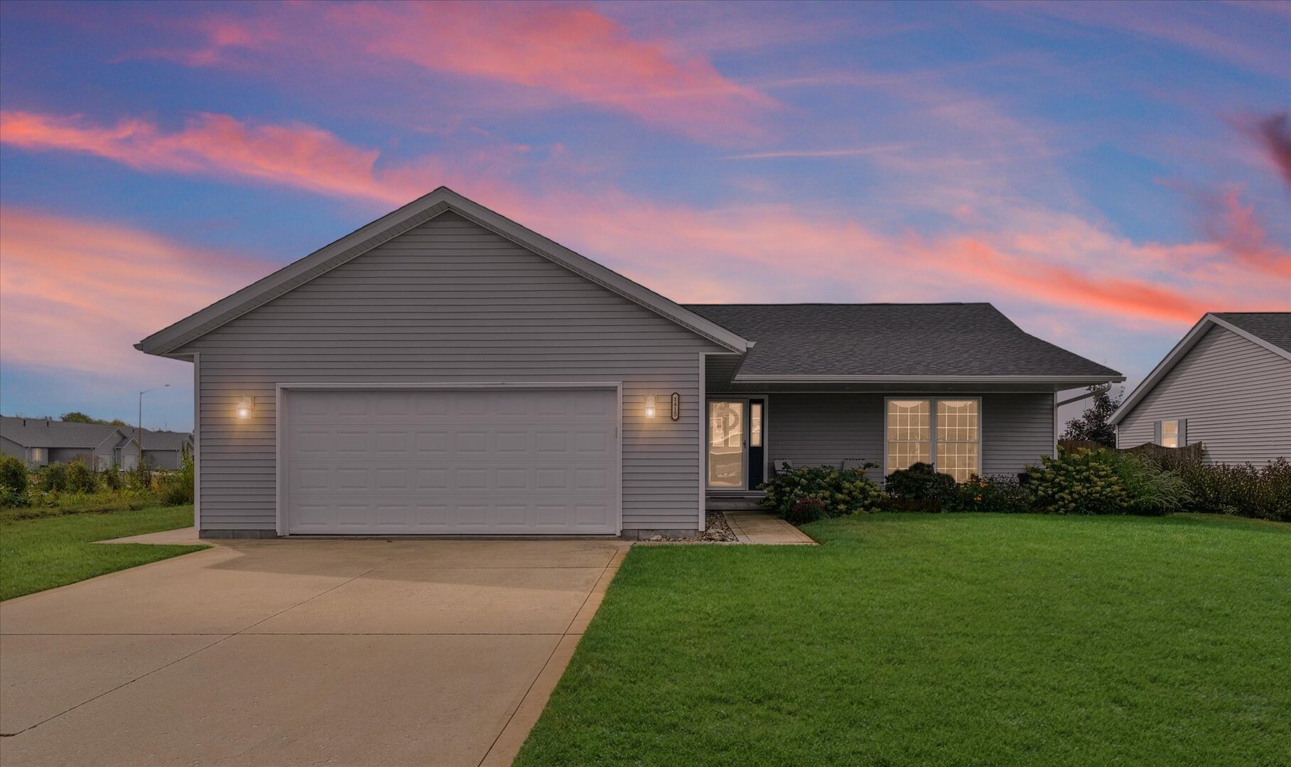 1415 Honeysuckle Lane