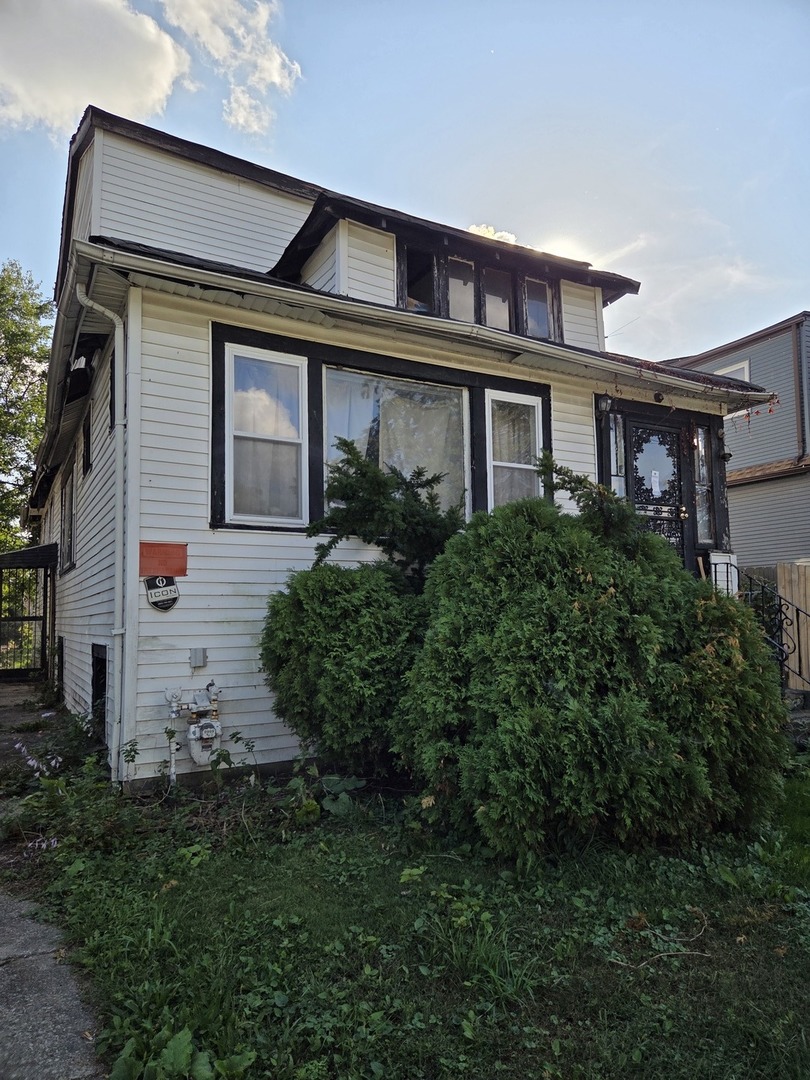 1745 Steuben Street
