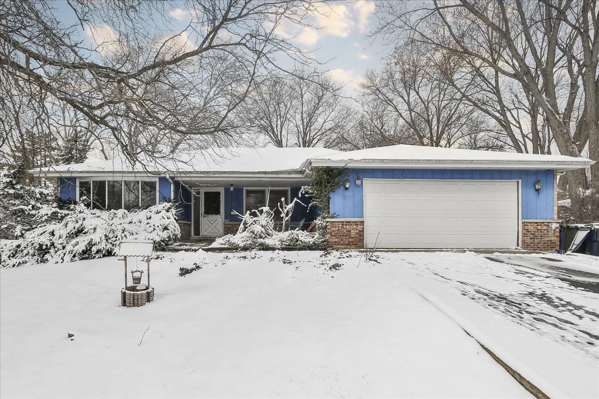 1326 Summit Drive