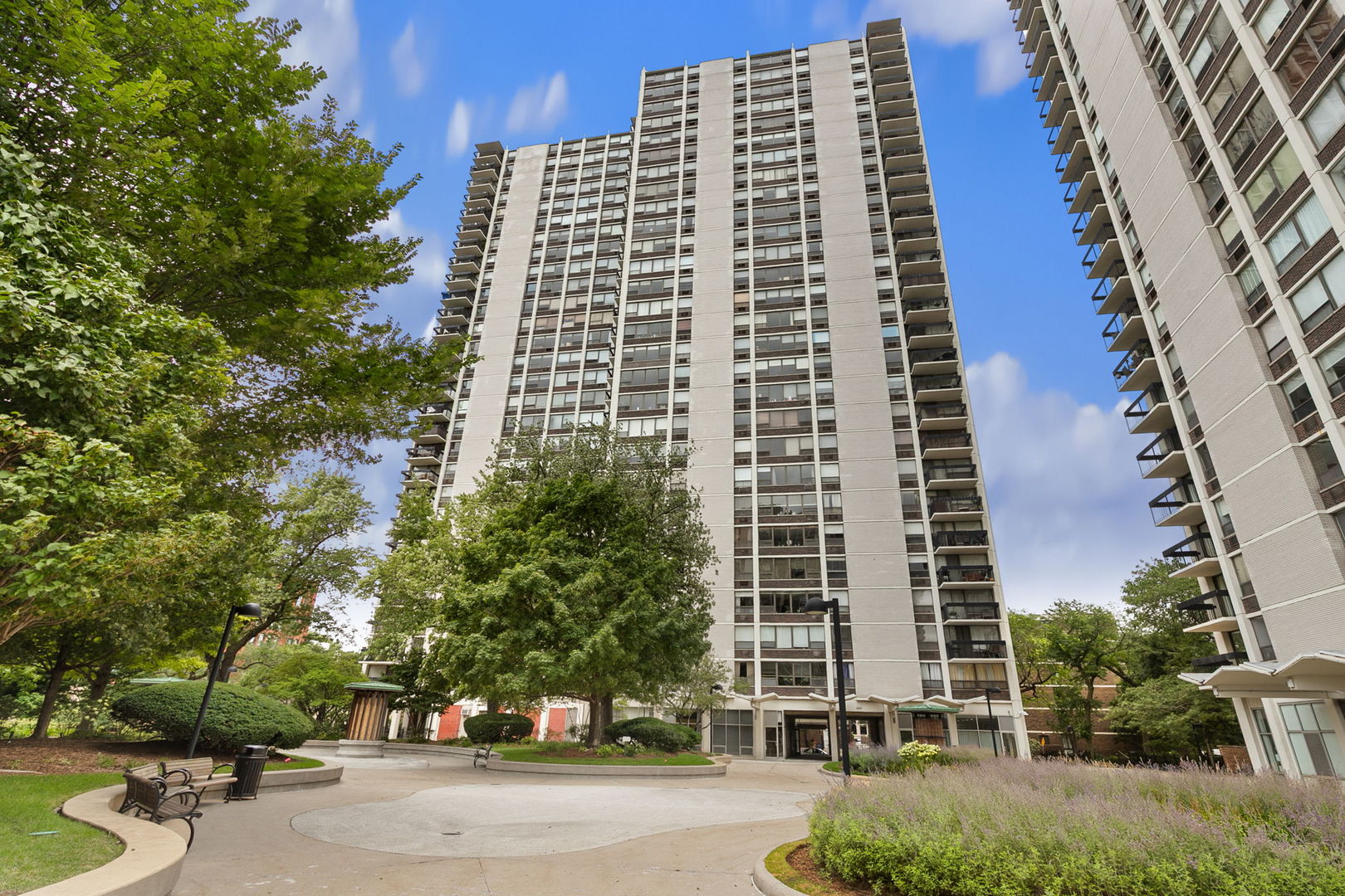 1460 Sandburg Terrace