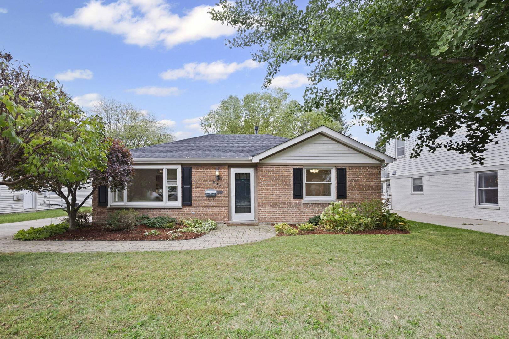 837 Rockland Road