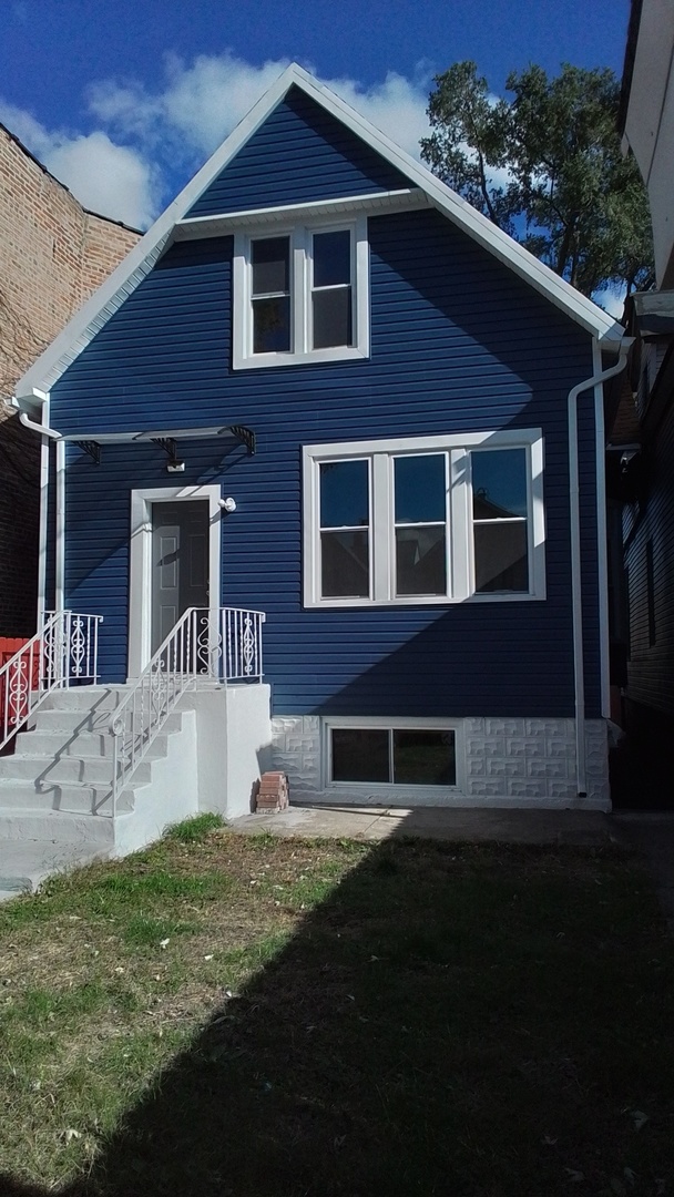 6827 Green Street