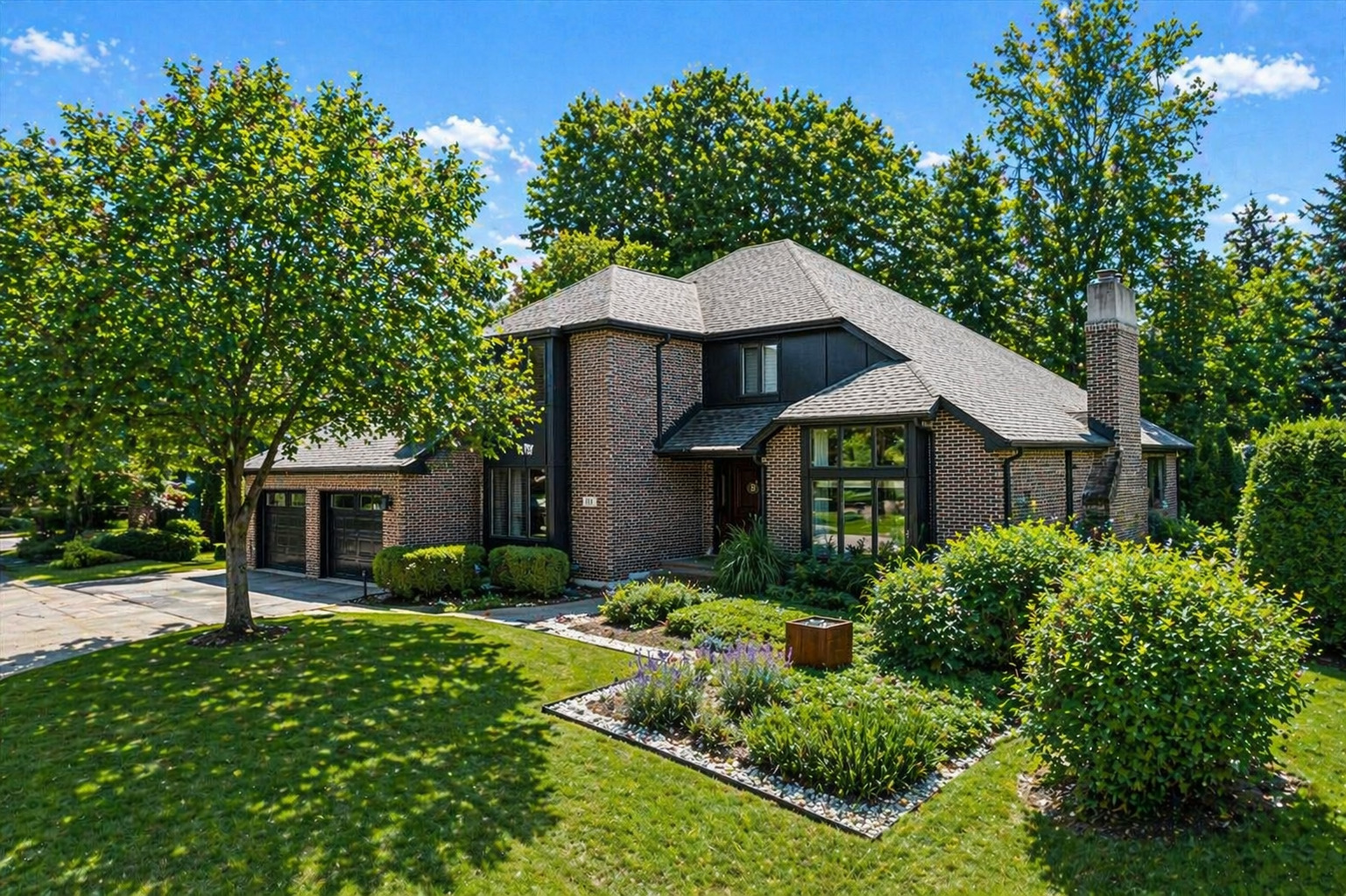 7612 Ridgewood Lane
