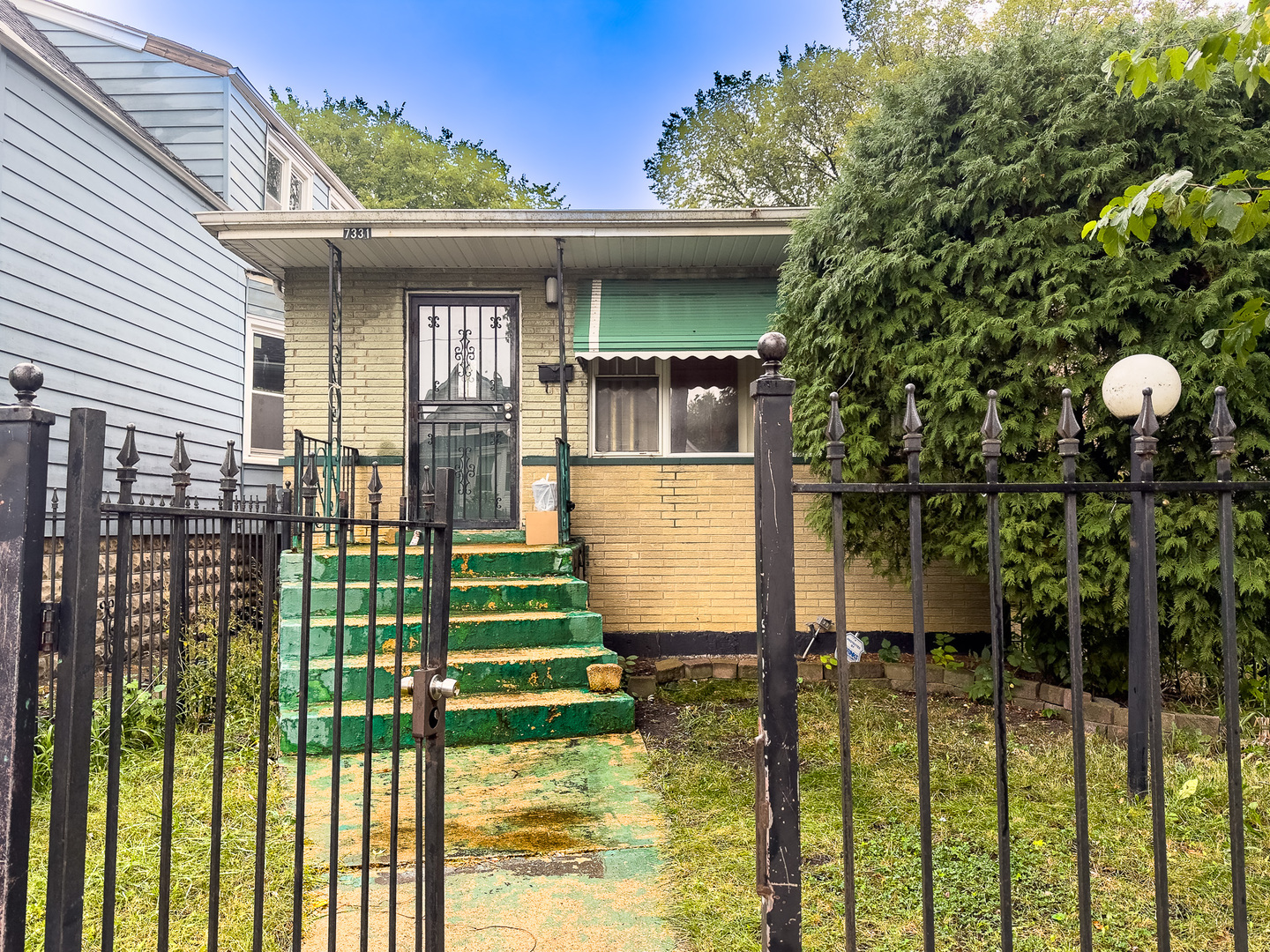 7331 Carpenter Street