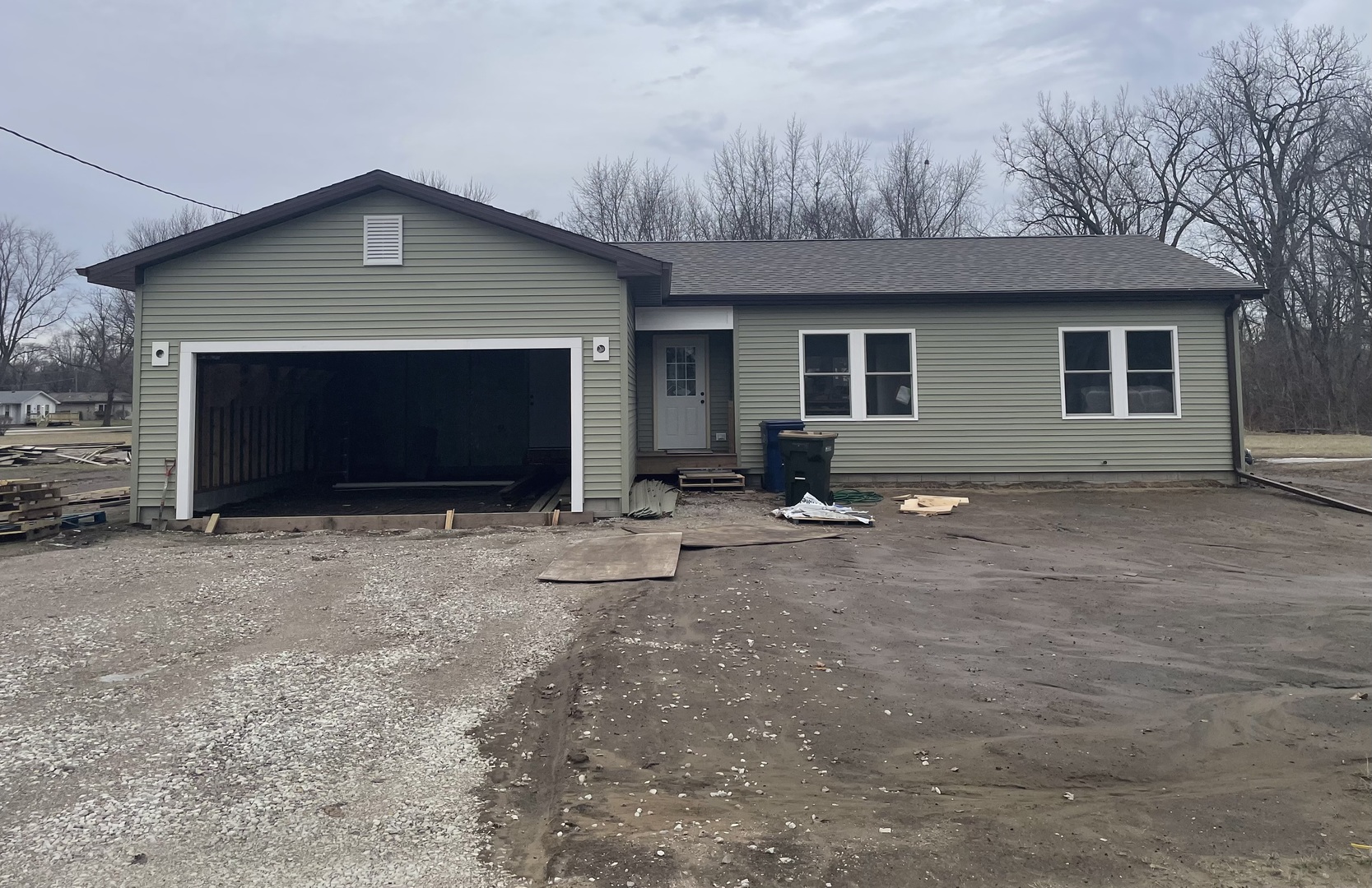386 3rd Street