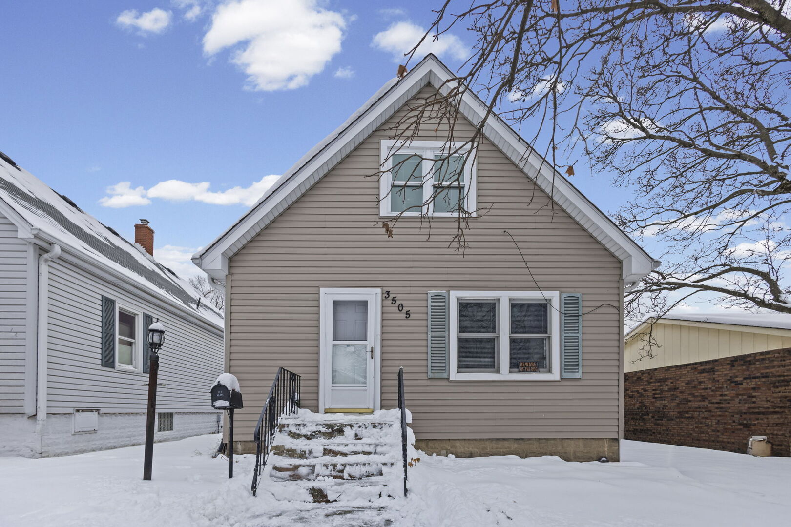 3505 Peoria Street