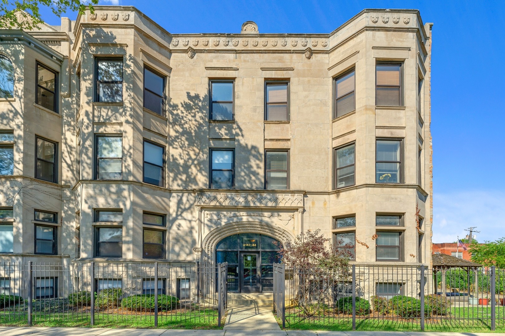 4144 King Drive