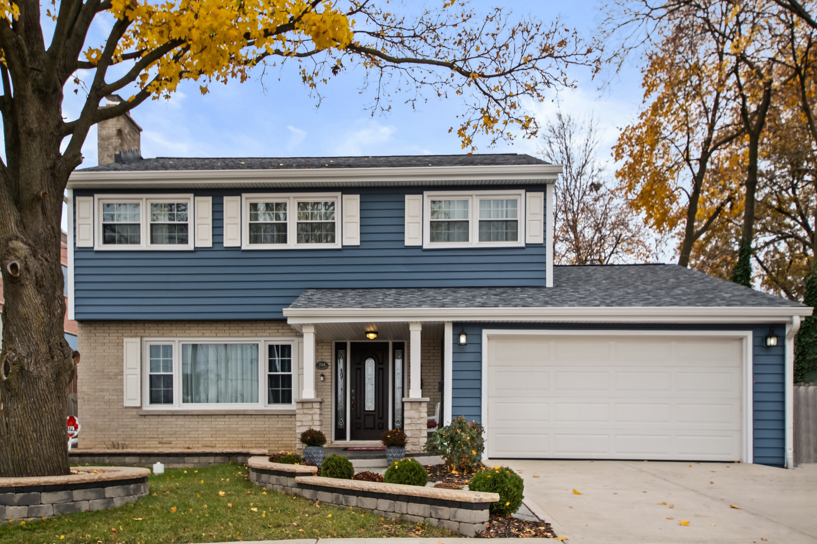 715 Naperville Road