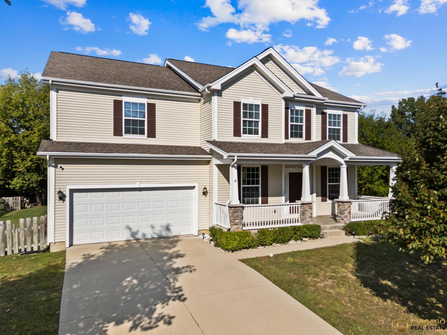 6 Lake Vista Court