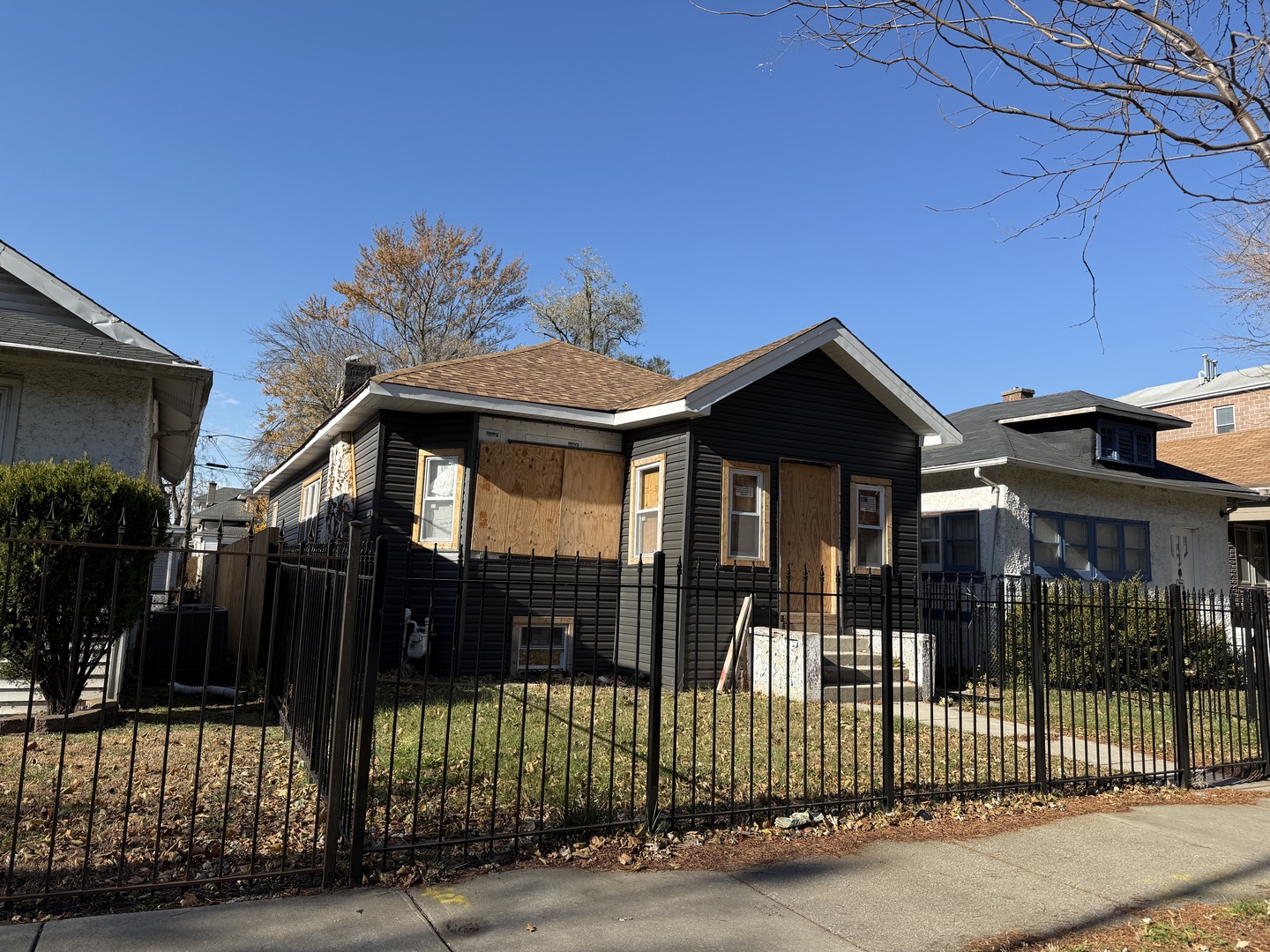 7618 Yates Boulevard