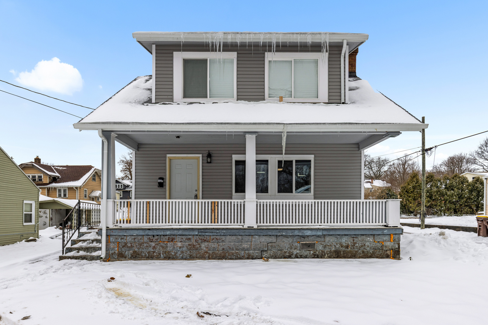 319 Foster Avenue