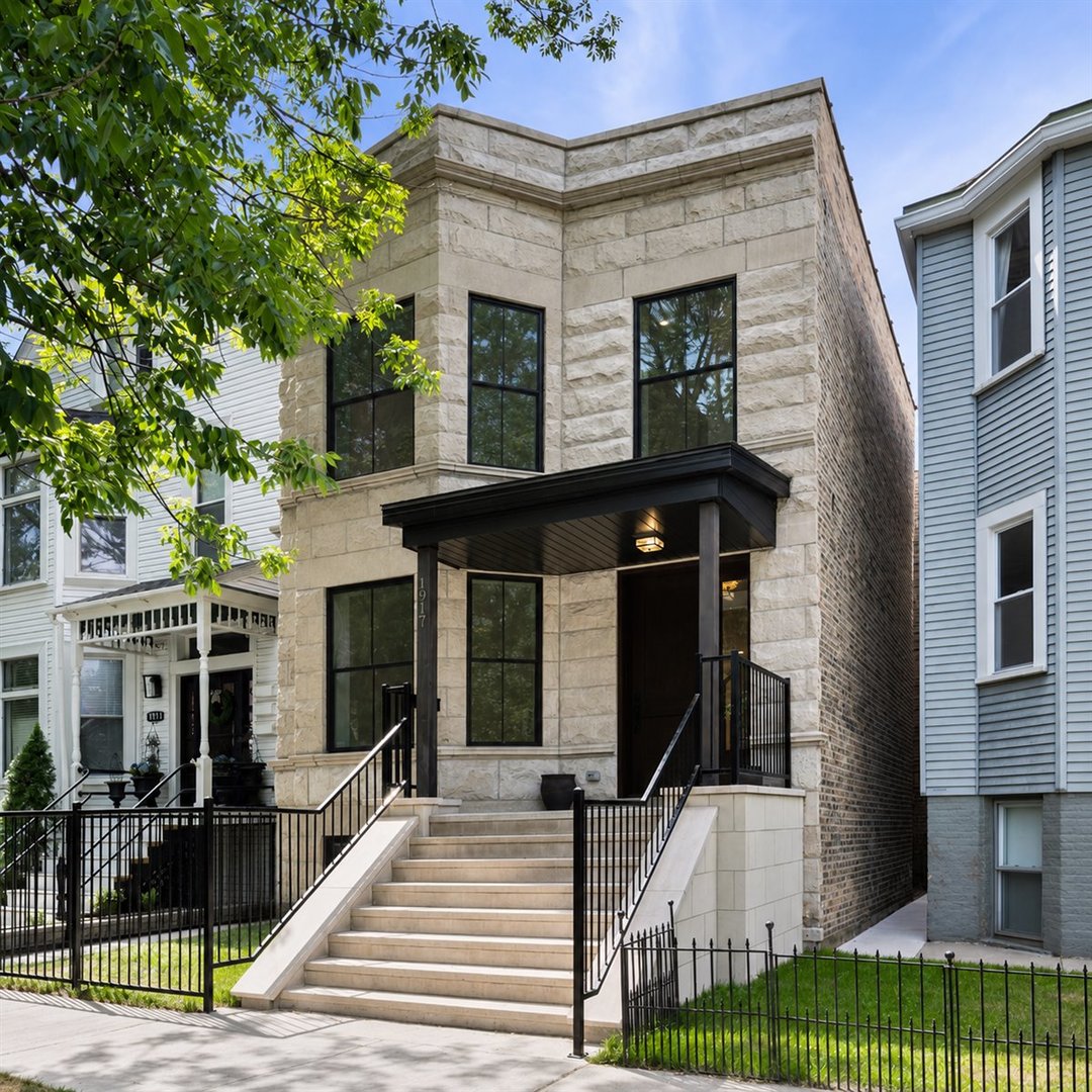 1917 Cuyler Avenue