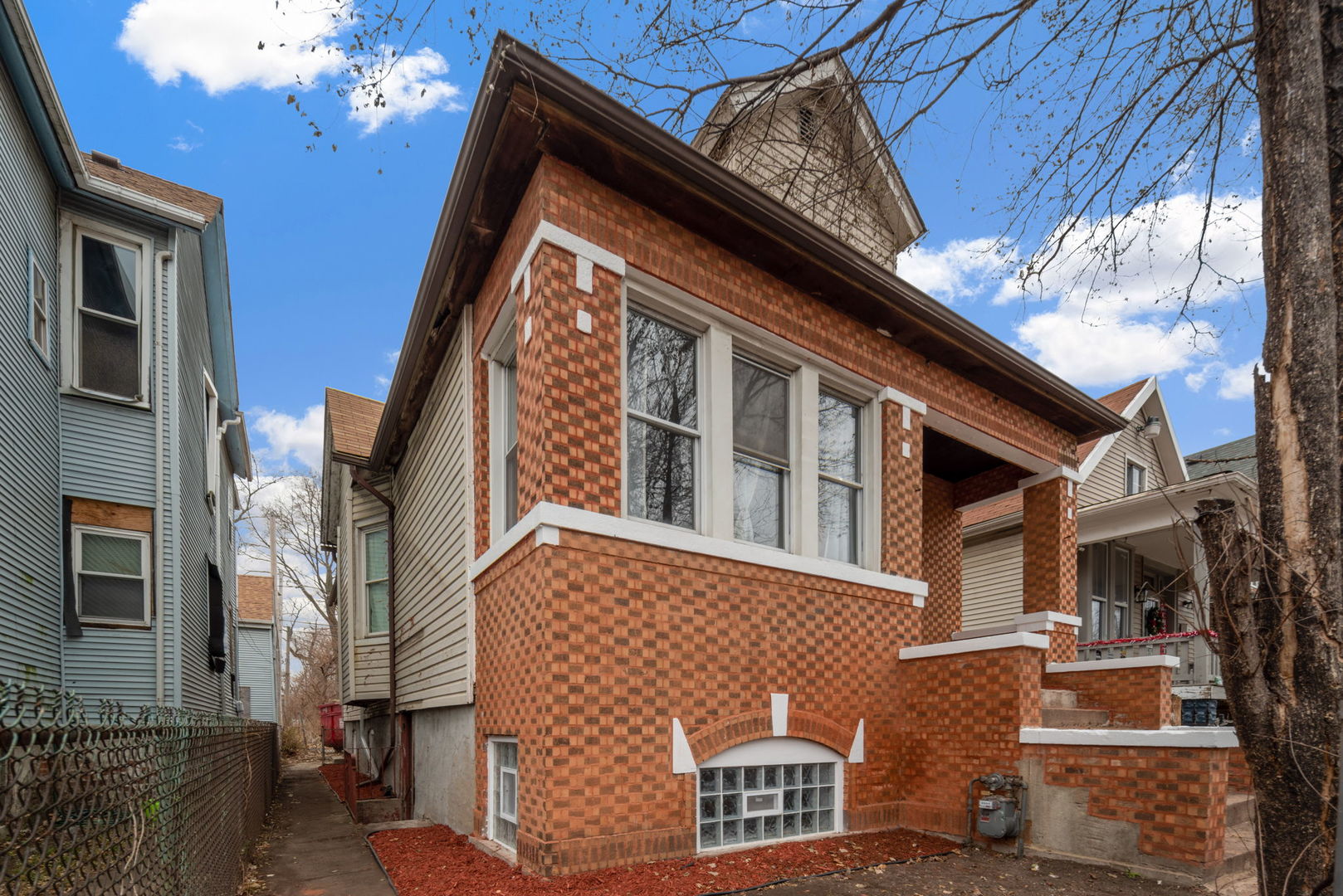5944 Princeton Avenue