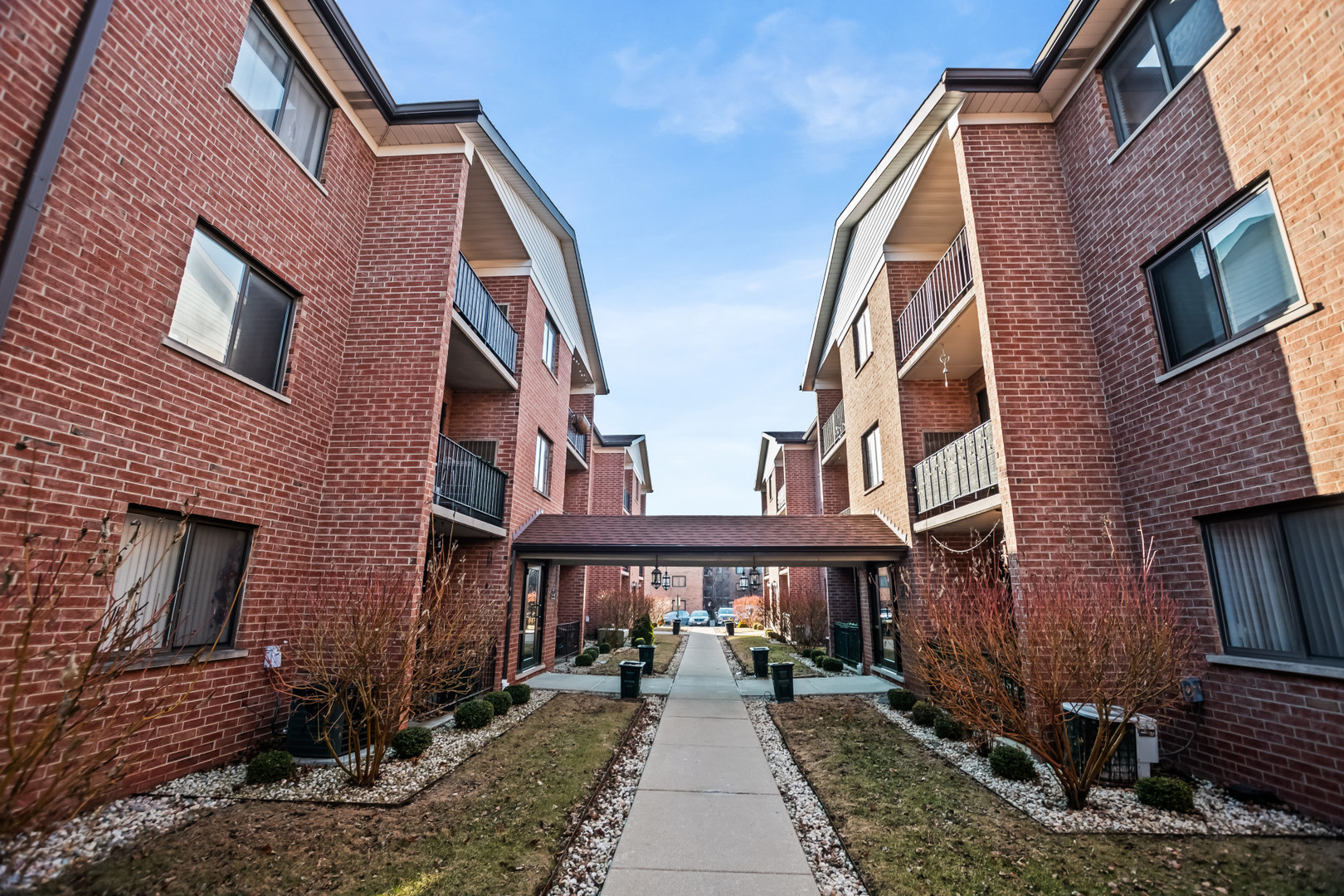 8426 Catalpa Avenue