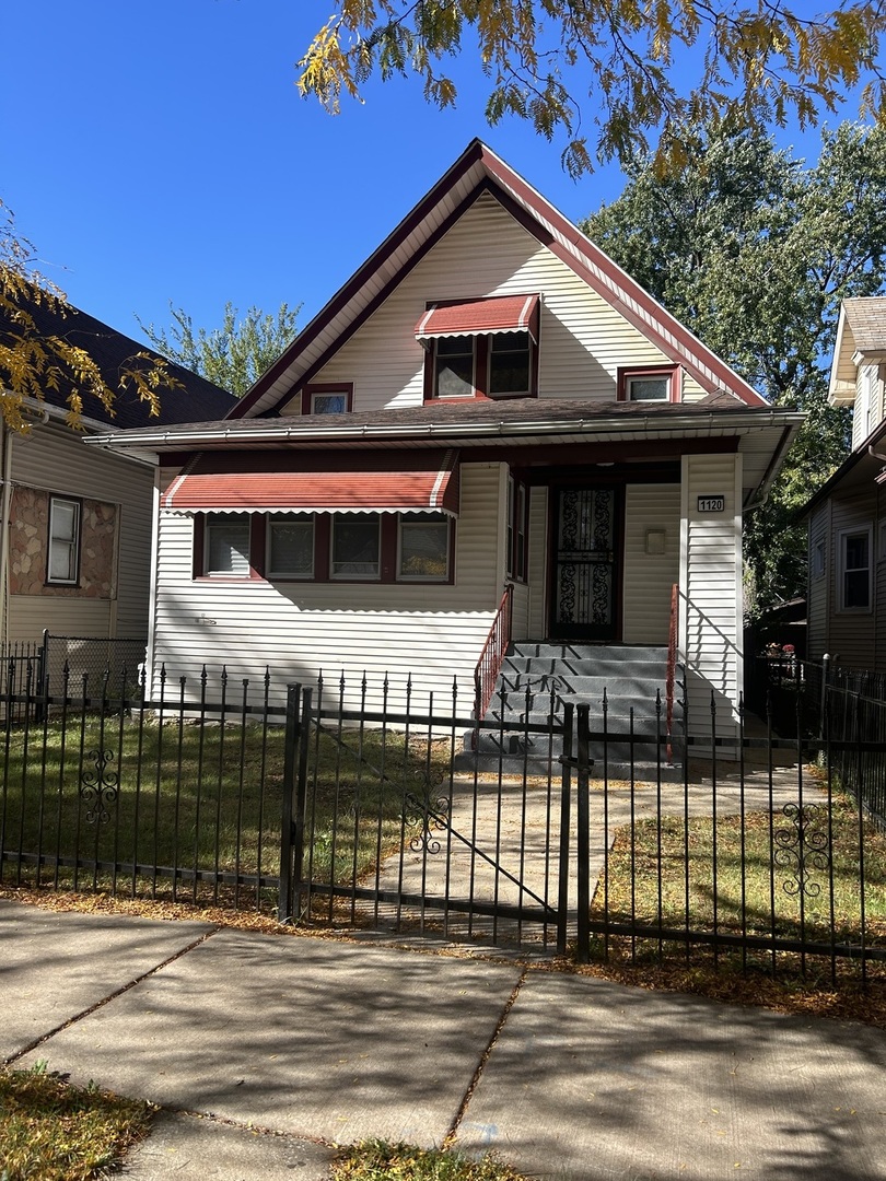 1120 Lockwood Avenue