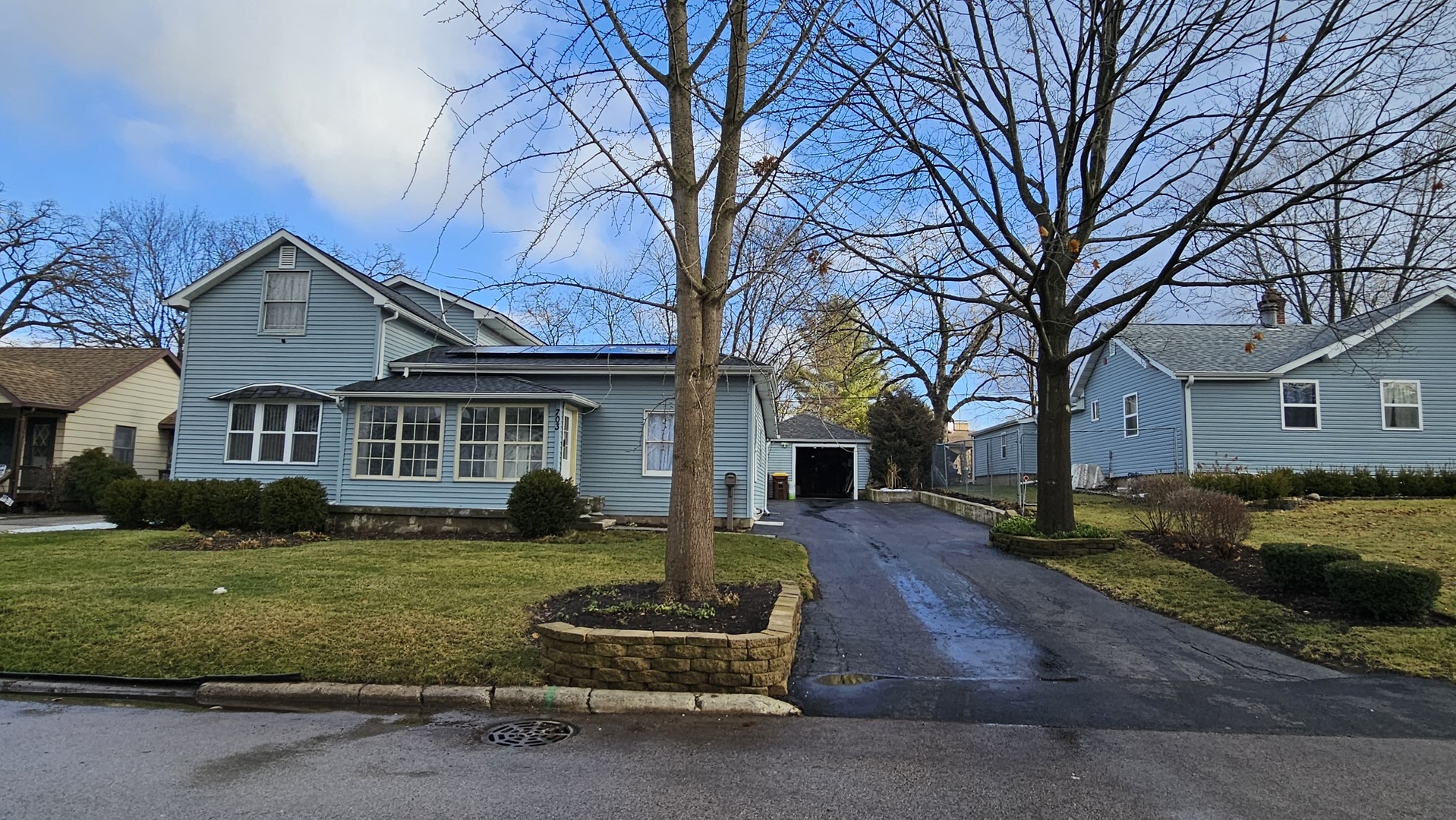 703 Lincoln Street