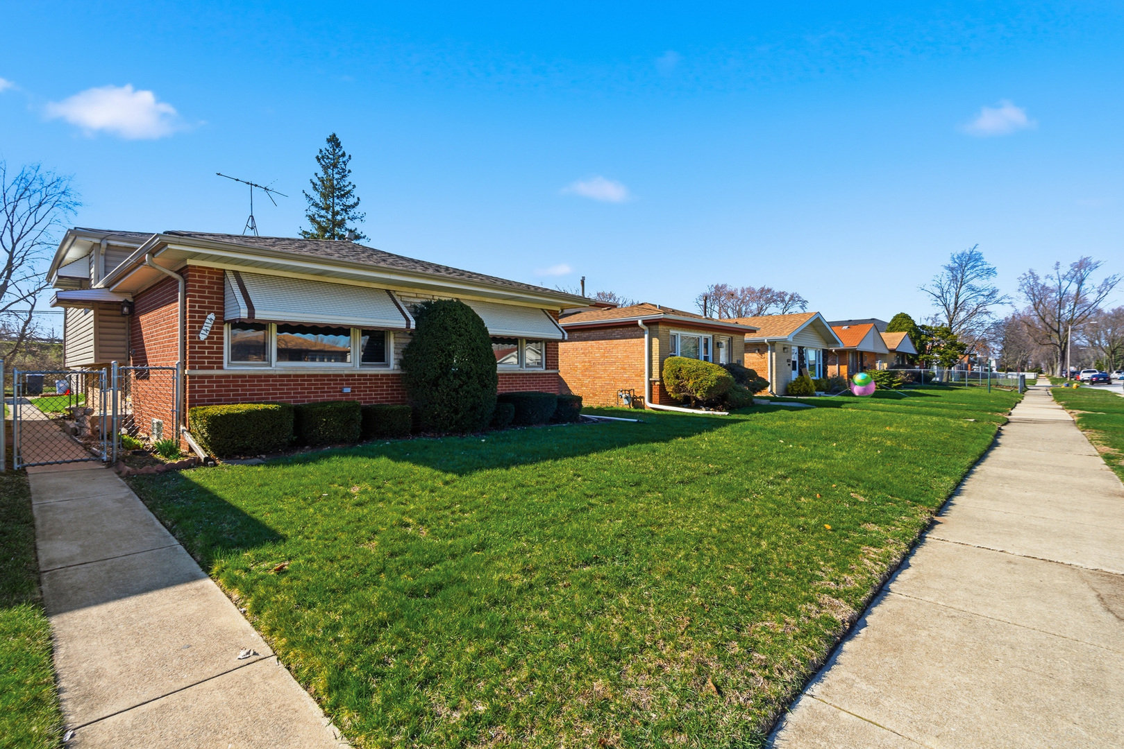 14114 Saginaw Avenue