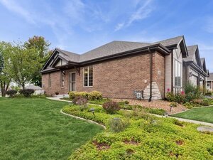 13828 Crescenzo Drive