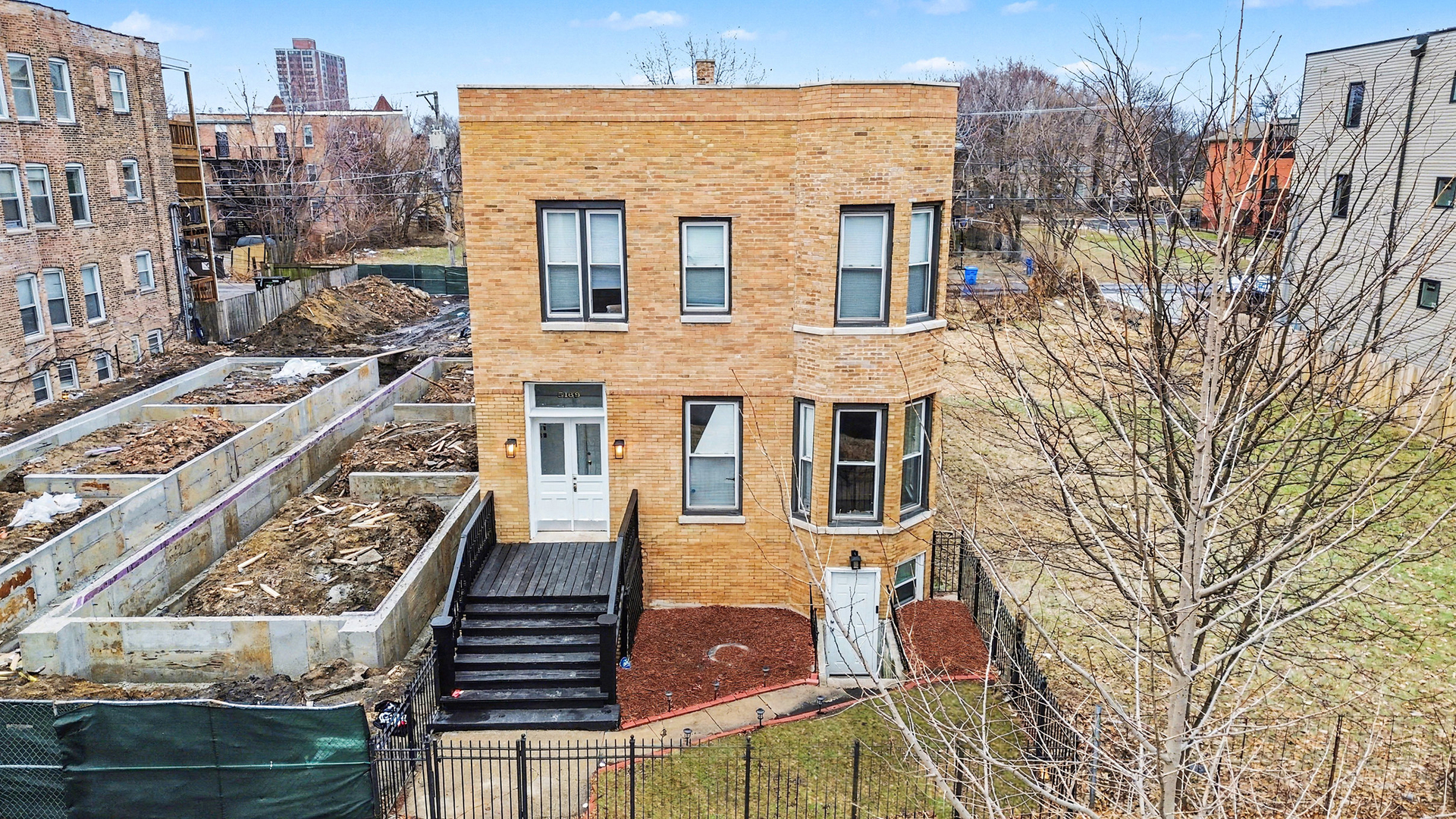 5169 Michigan Avenue