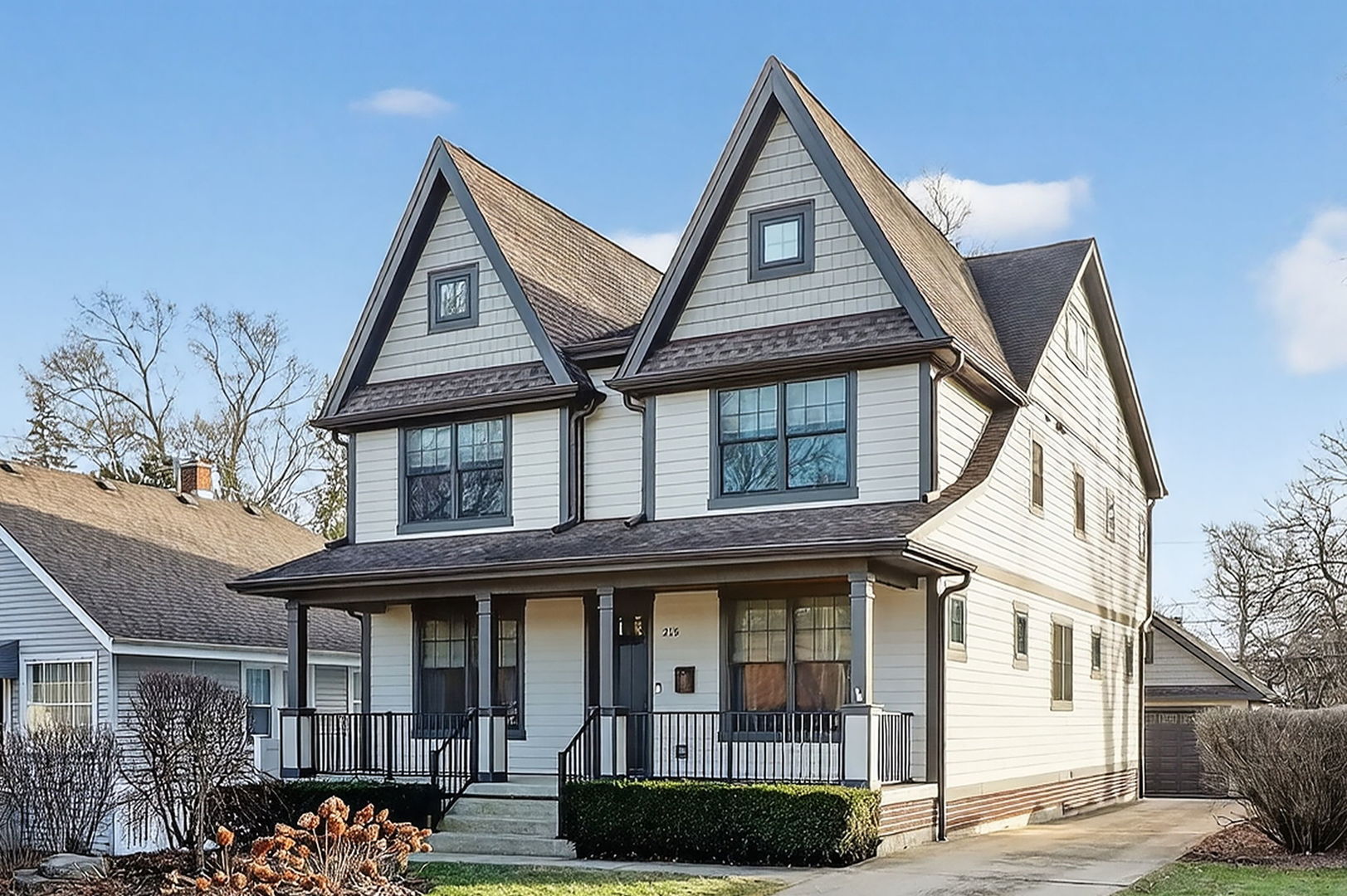 215 7th Street
