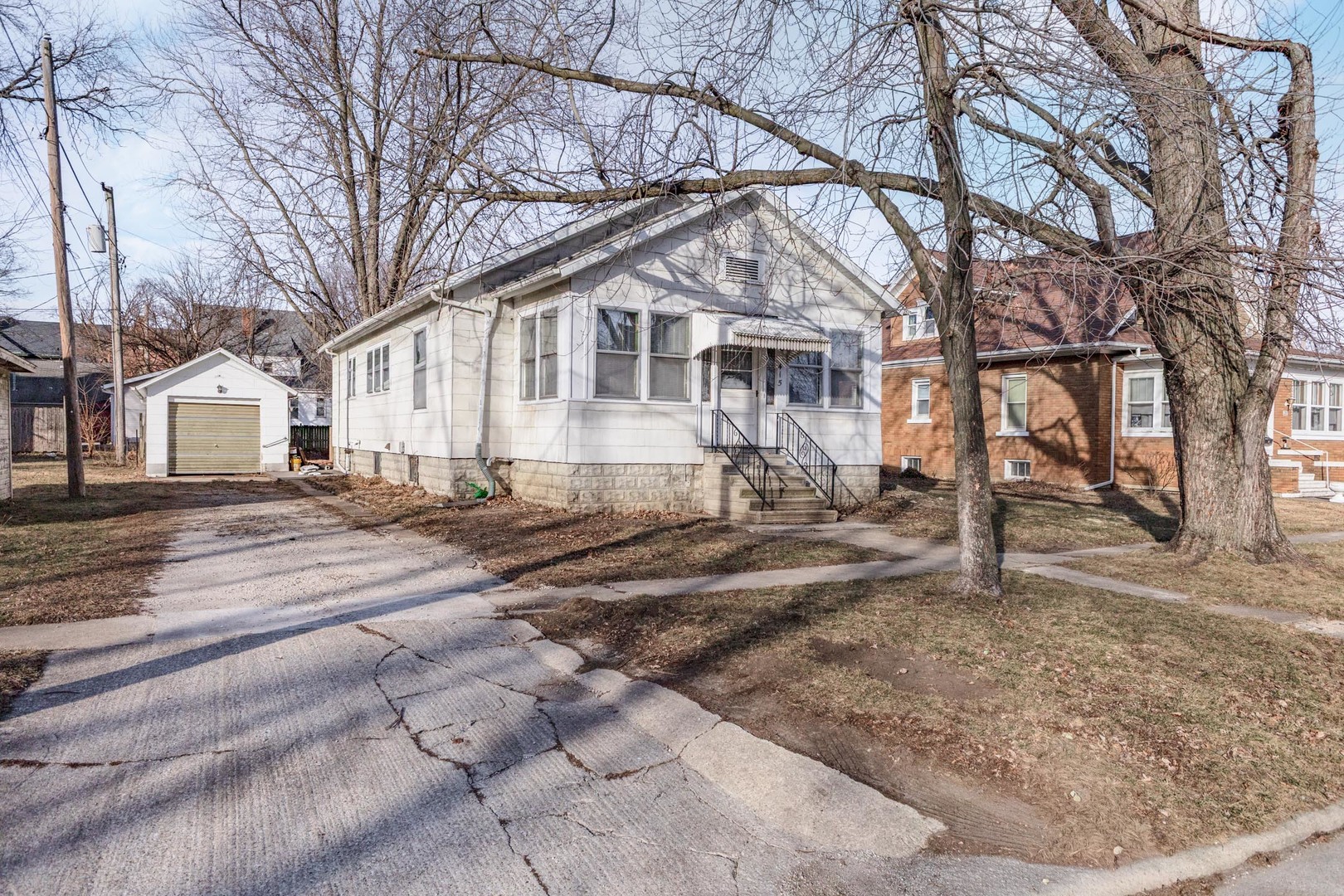 415 Locust Street