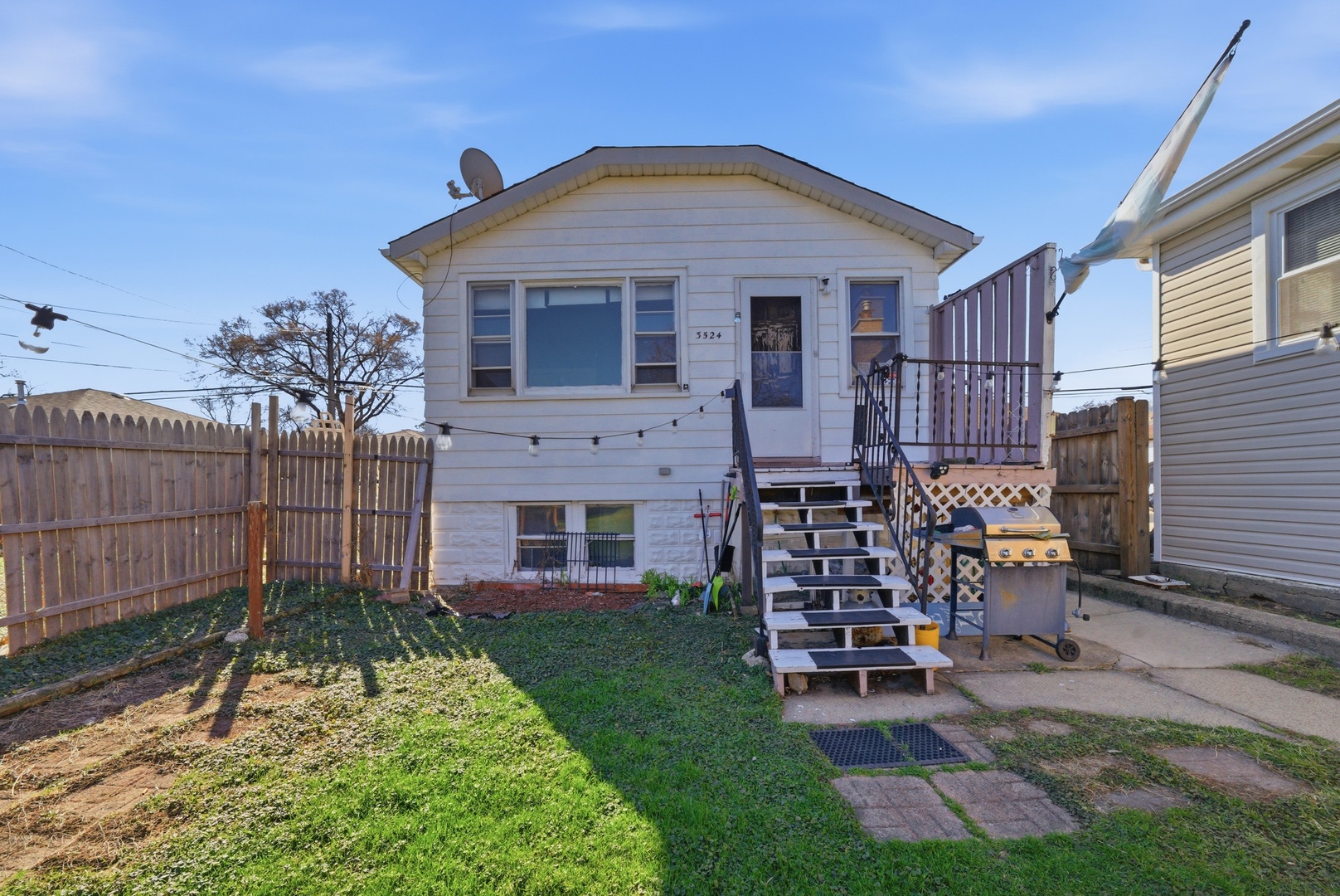 3524 OZARK Avenue