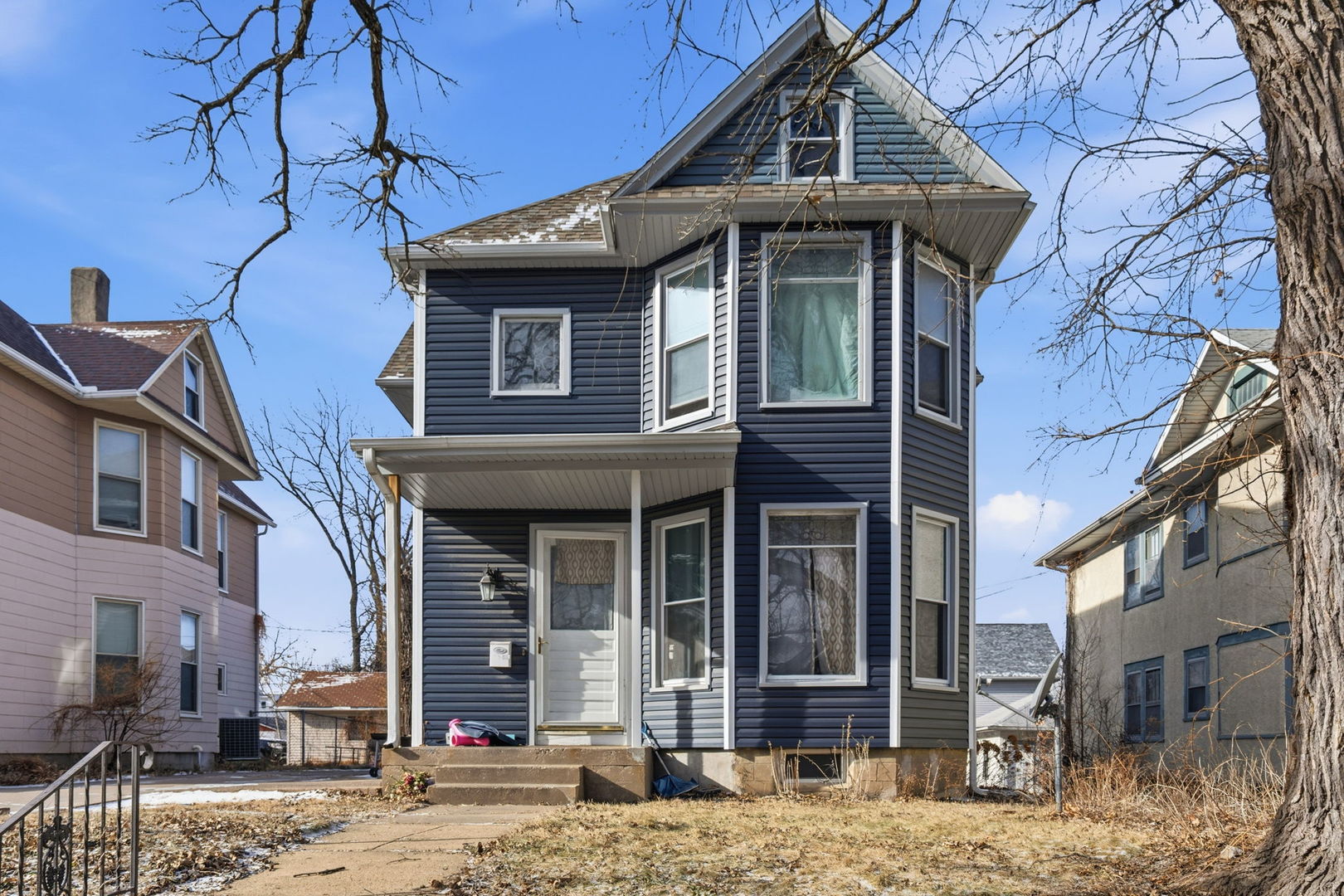 1422 Arlington Avenue