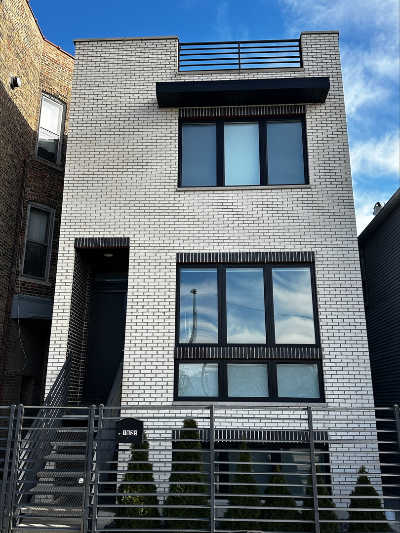 1625 Kedzie Avenue