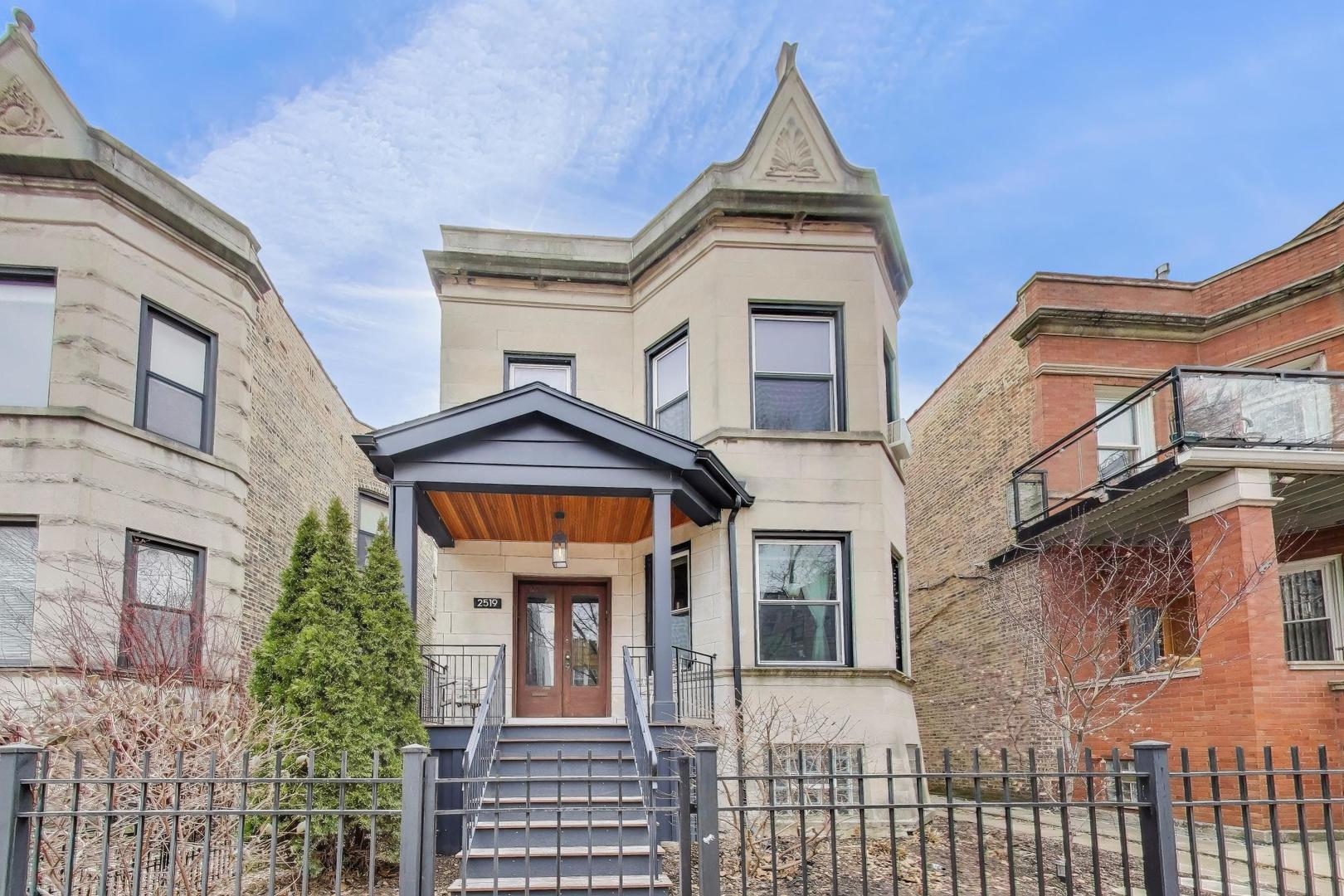 2519 IOWA Street