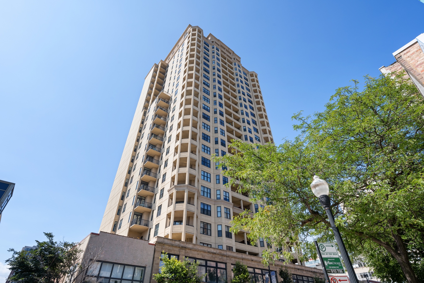1464 Michigan Avenue
