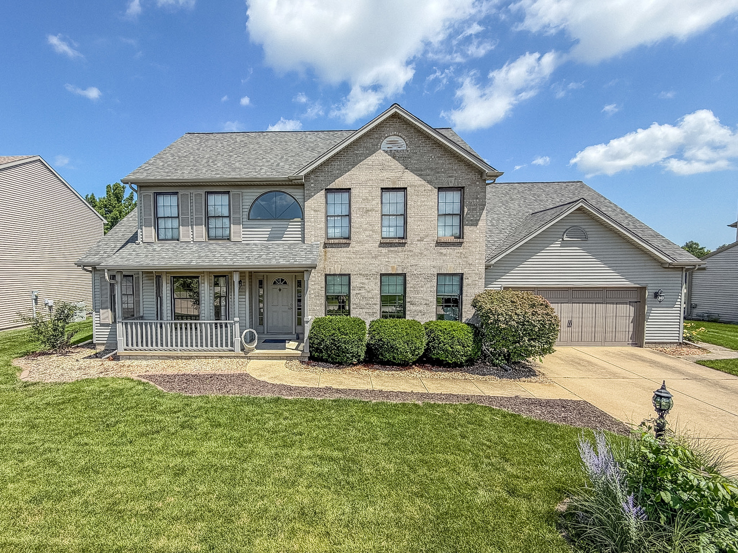 2904 River Oak Drive