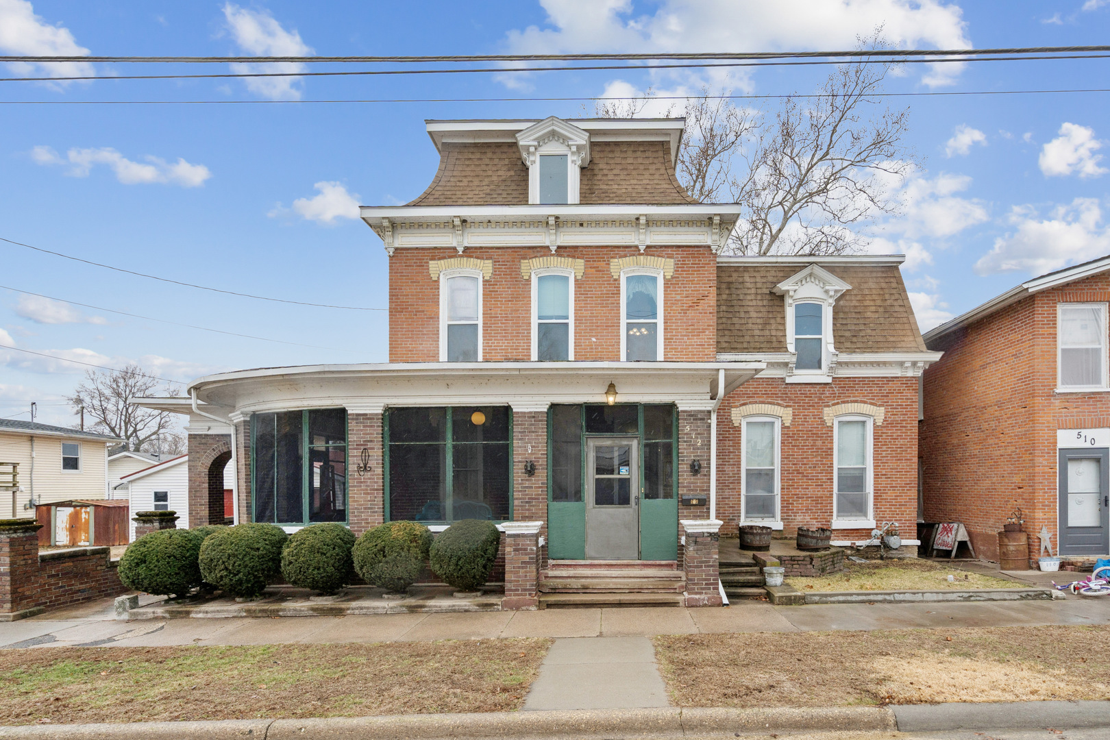 512 Broad Street