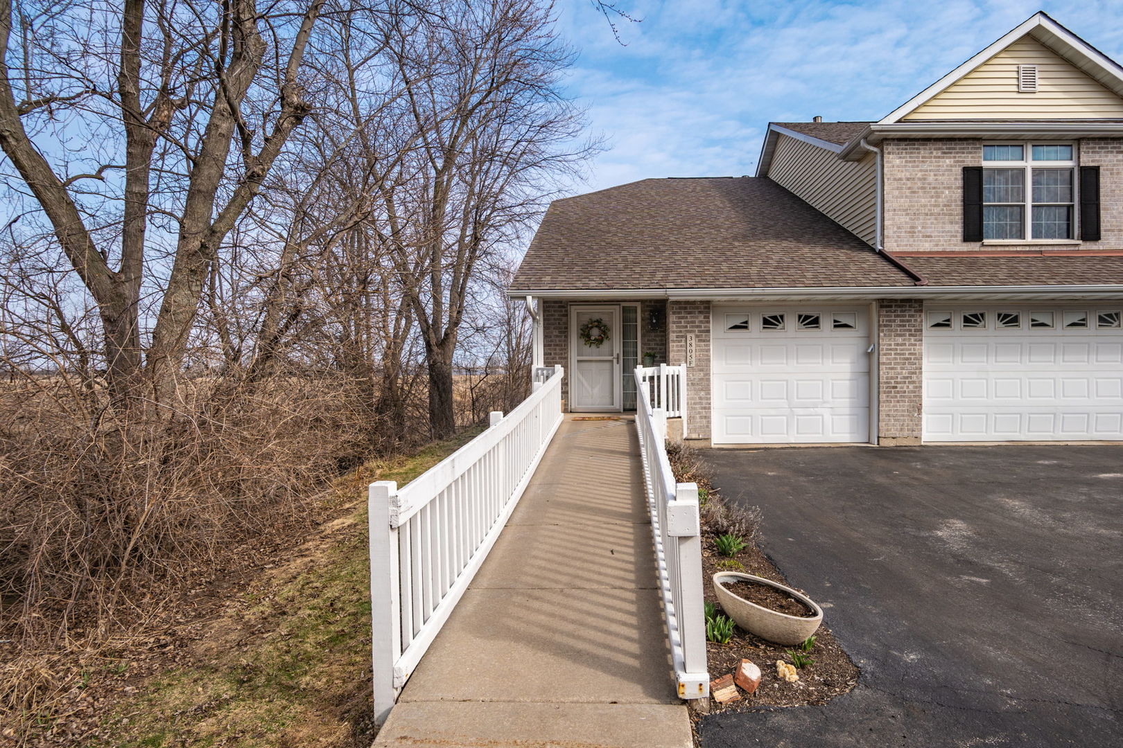 3805 South Pointe Drive