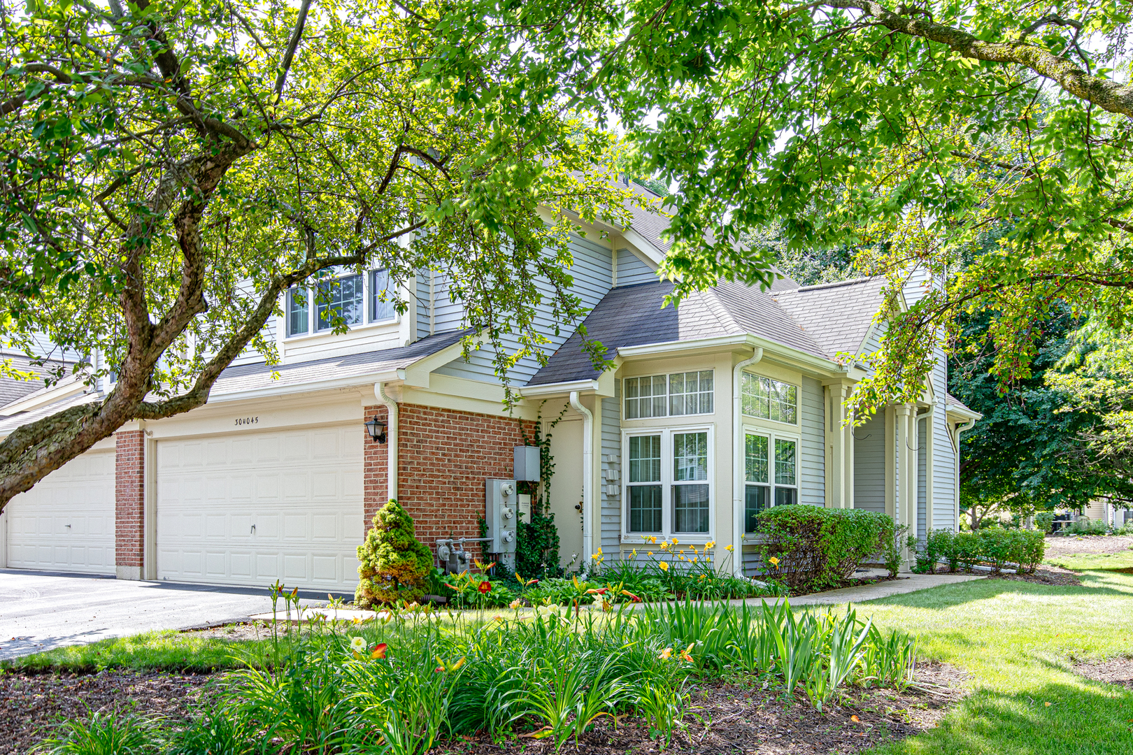 30W045 Willow Lane